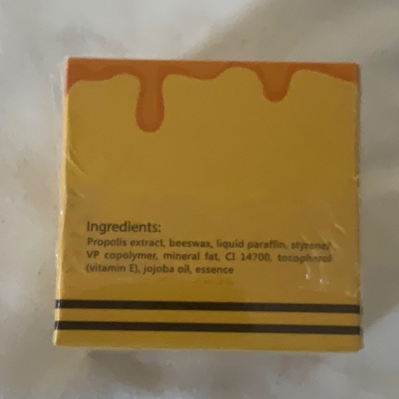 Propolis Bee Balm Lip Balm by Bee Balm - Picture 3 of 3